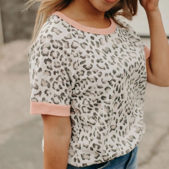 Leopard T-Shirt - Picture 3 of 3